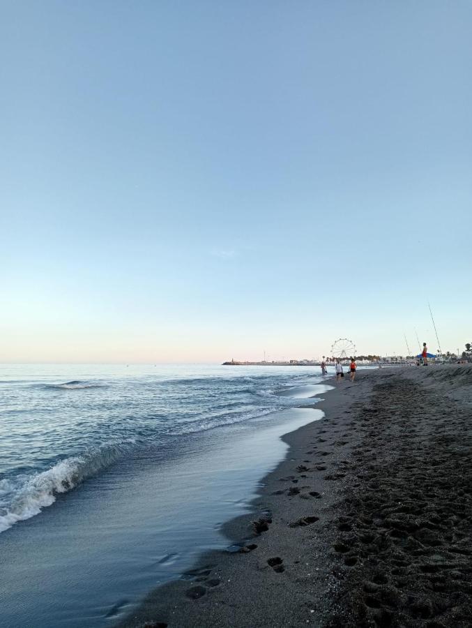 Playa Arroyo De La Miel Con Piscina Sun&Beach Apartment Benalmadena Bagian luar foto